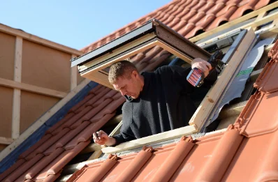 Pose de fenêtres de toit Velux à Marzan